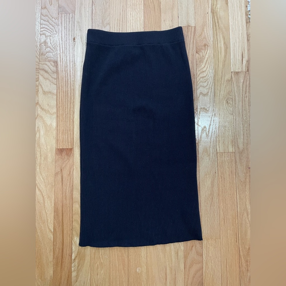 Vince, ribbed pencil skirt, black, size S, like new